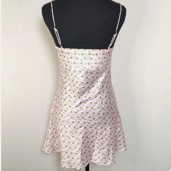 Princess Polly Myron Mini Dress Pink Floral Sweetheart Neck Size 6 LIKE NEW - Picture 3 of 5